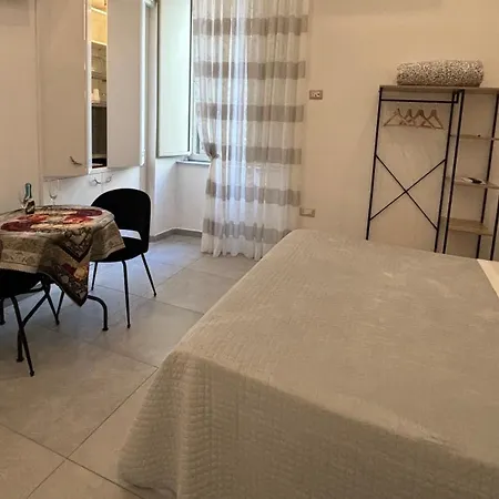 Alex Beb Bed & Breakfast 4*