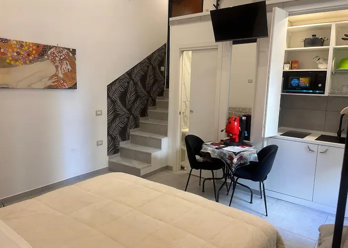 Oda ve Kahvaltı Alex Beb Napoli